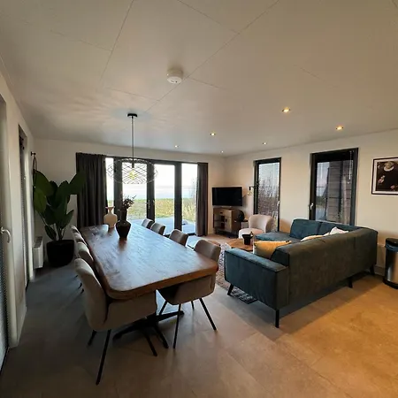 Enkhuizer Beachhouse Seaside Nr 410 *