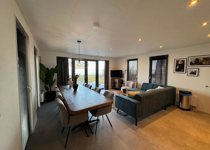 Enkhuizer Beachhouse Seaside Nr 410 *